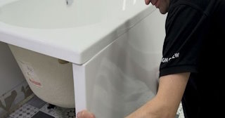 Установка экрана под ванну - цена за работу от 4211 руб. в Балашихе